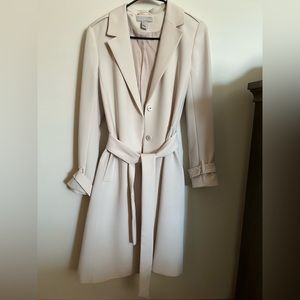Women’s trench coat